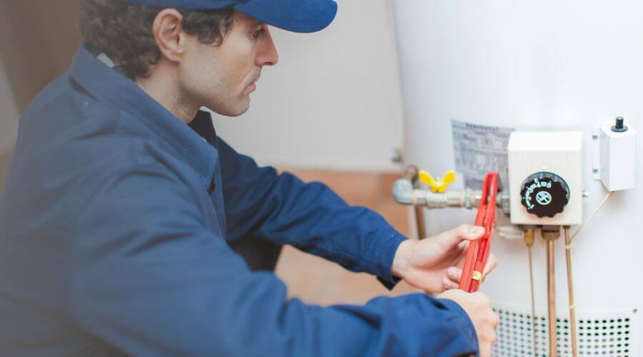 Professional Tankless Water Heater Installation in Lefors, TX
